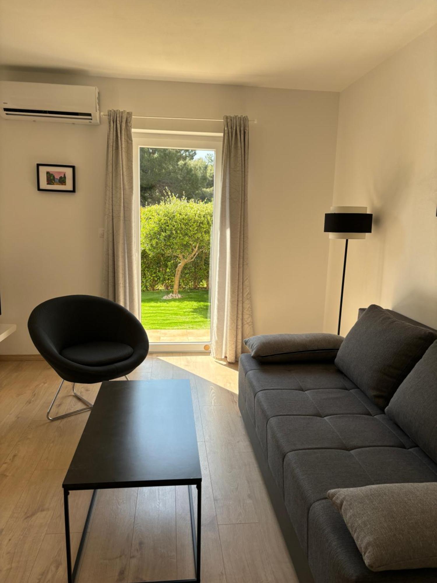 Apartment Punta Premantura E With Garden Exteriér fotografie